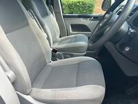 VOLKSWAGEN TRANSPORTER SHUTTLE